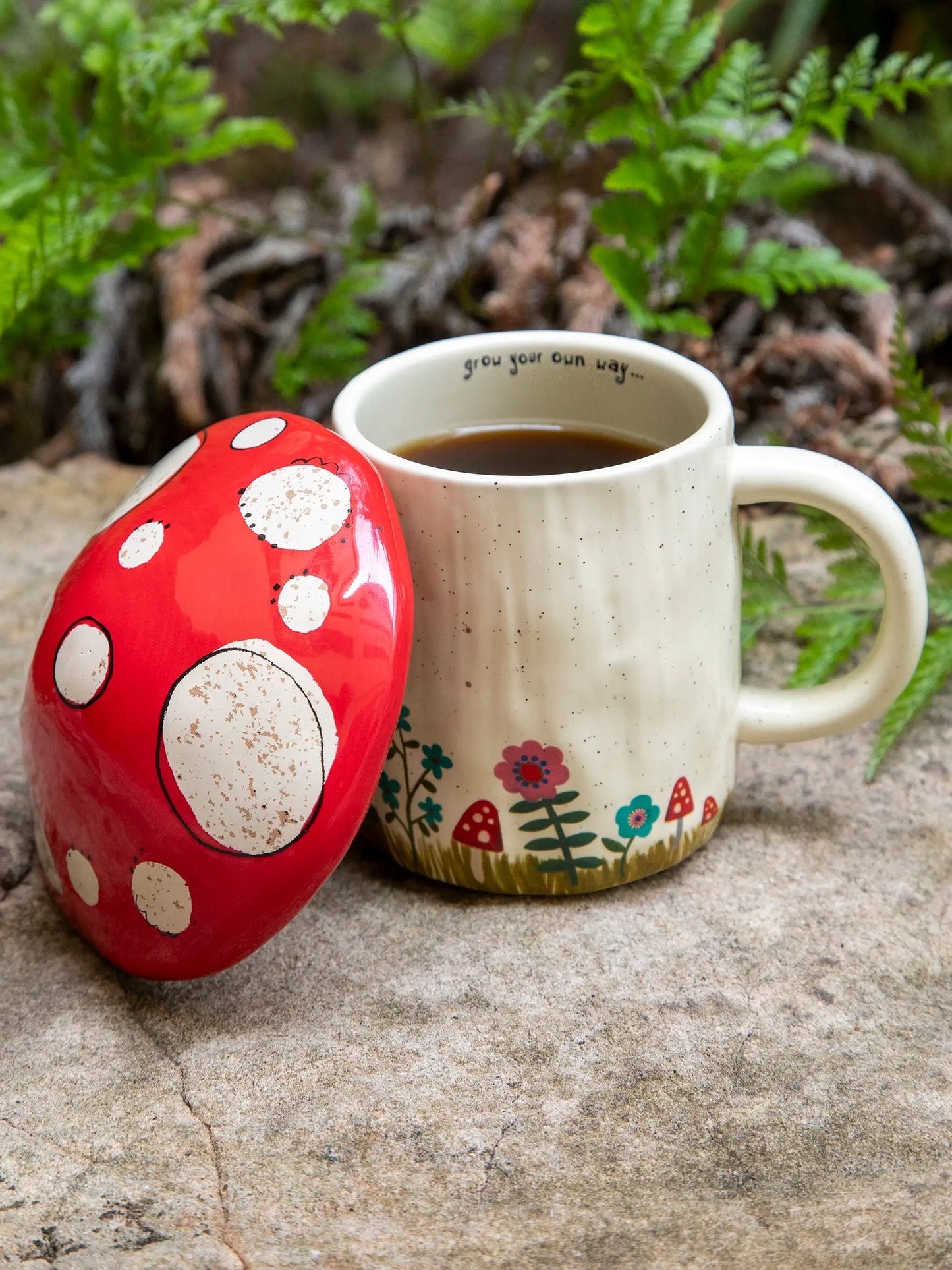 Ceramic Folk Mug - Mushroom with Lid