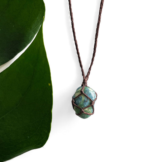 Ruby in Fuchsite Macrame Necklace - tumble