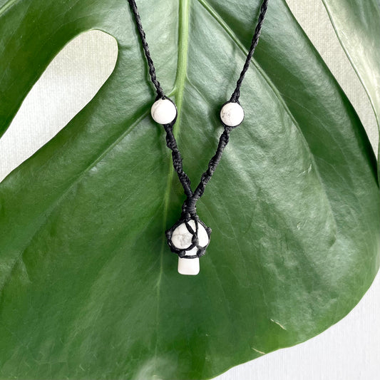 Howlite Macrame Necklace - mushroom